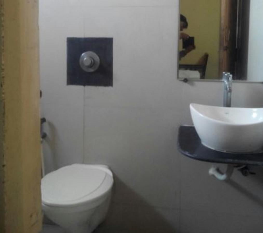 Hotel Shree Pushpak Raigarh Eksteriør billede